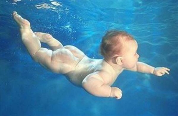 金智宝贝婴儿游泳馆