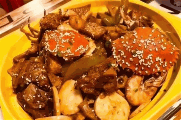 馋胖肉蟹煲火锅
