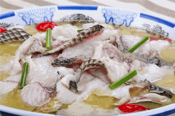 鱼趣老坛酸菜鱼